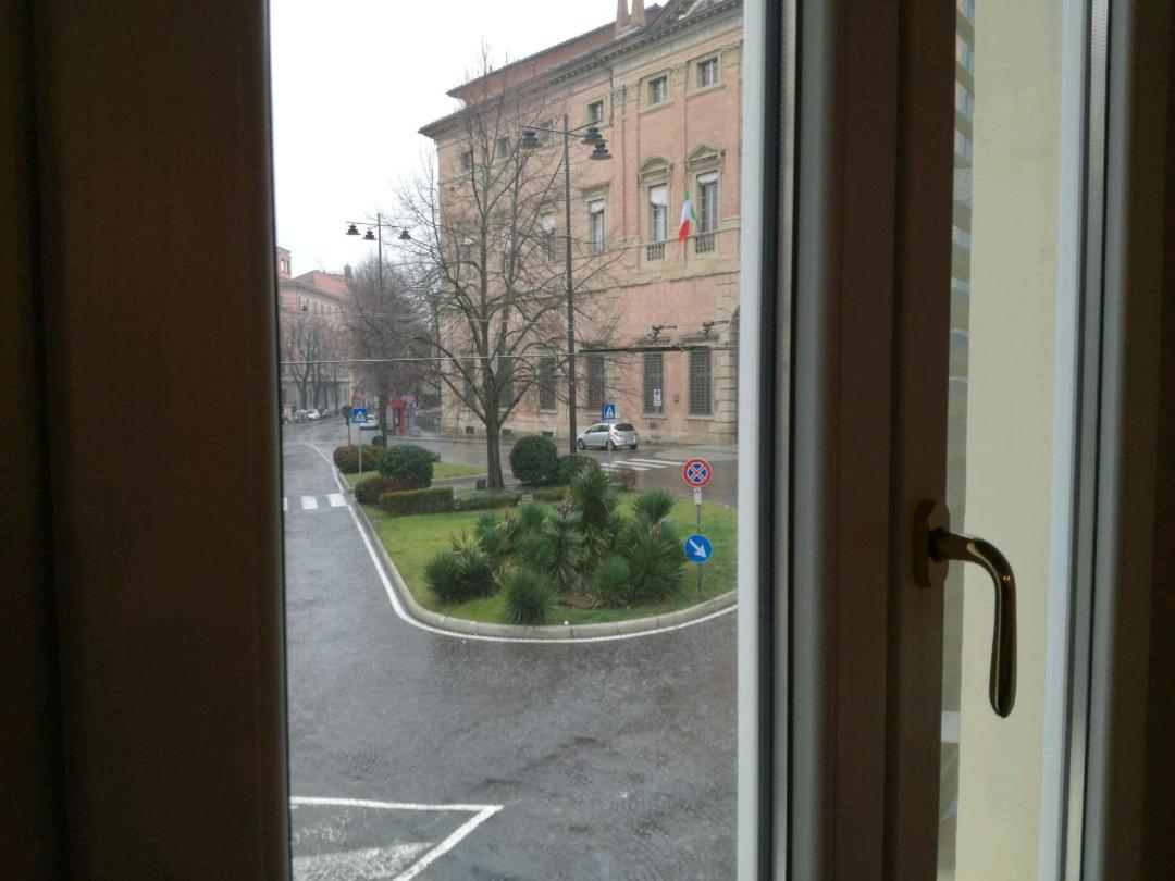 Piazza San Domenico Rooms - Bedinbolognacentro Extérieur photo
